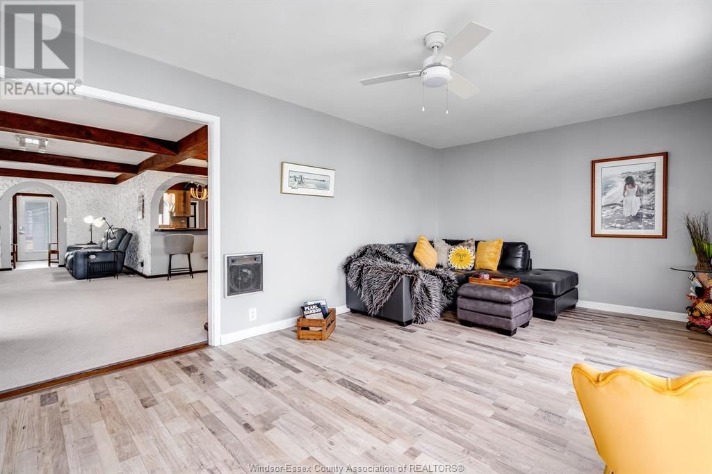 360 ROBSON ROAD Image 25