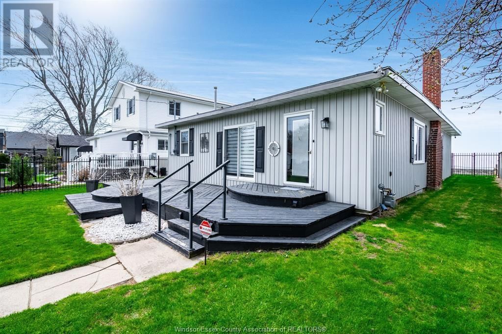 360 ROBSON ROAD Image 30