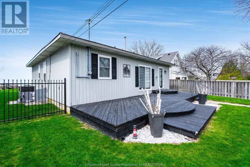360 ROBSON ROAD Image 31