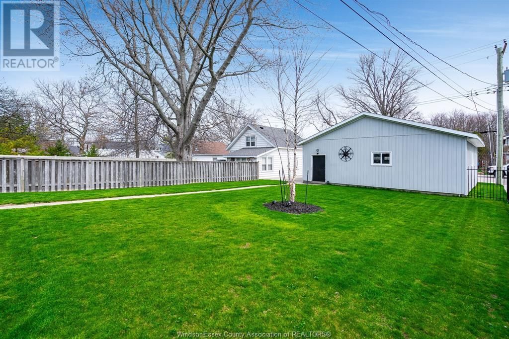 360 ROBSON ROAD Image 32