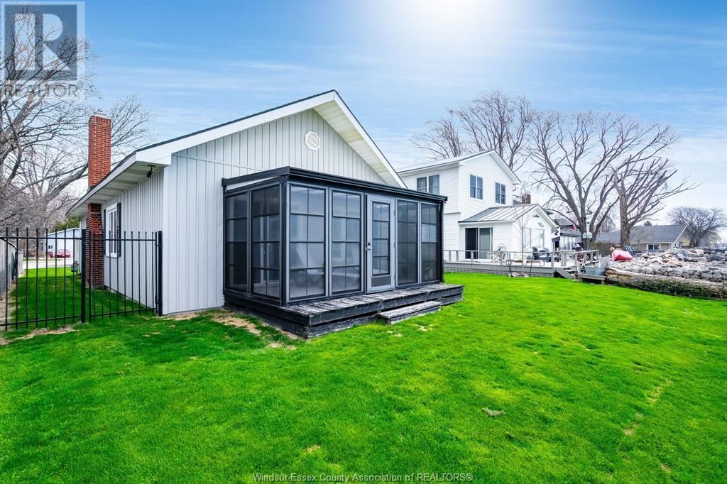 360 ROBSON ROAD Image 34
