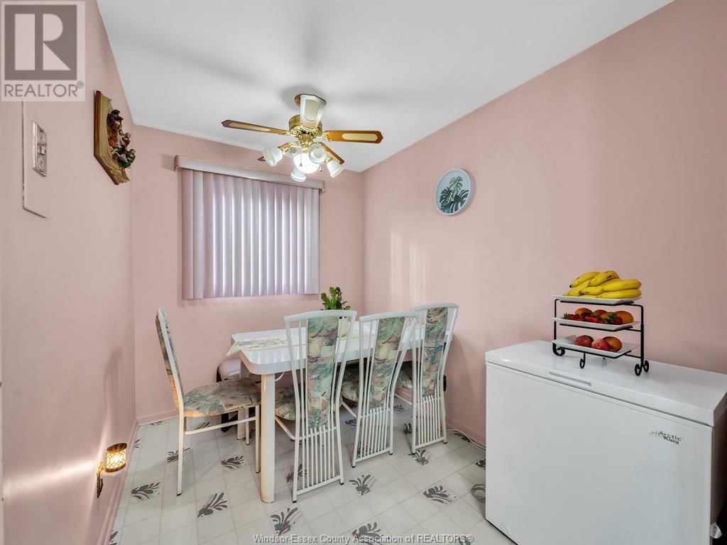 35 - 2870 MEADOWBROOK LANE Image 11