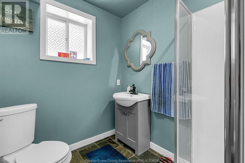 200 RIVERVIEW AVENUE Image 30