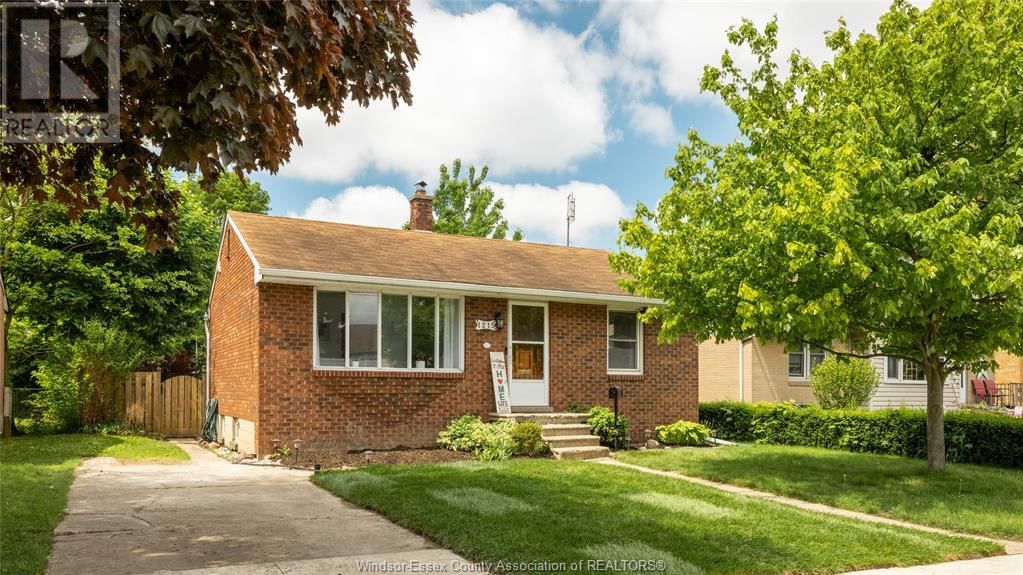 1215 DOT AVENUE Image 1