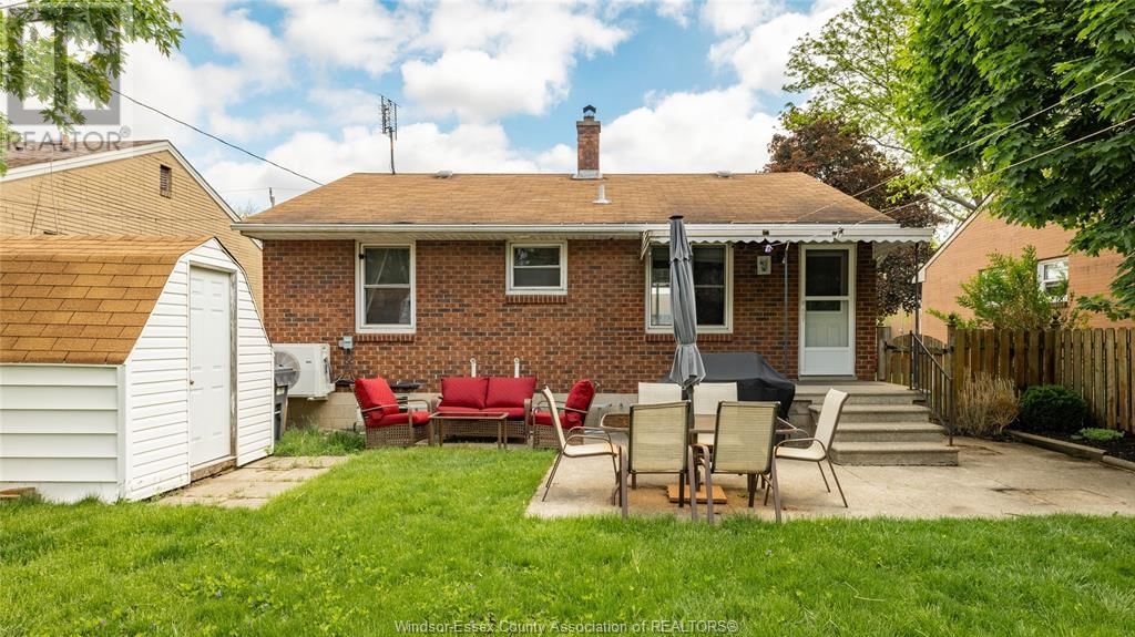 1215 DOT AVENUE Image 27