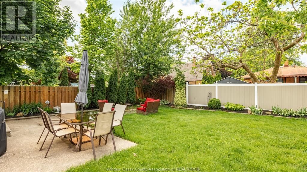 1215 DOT AVENUE Image 30