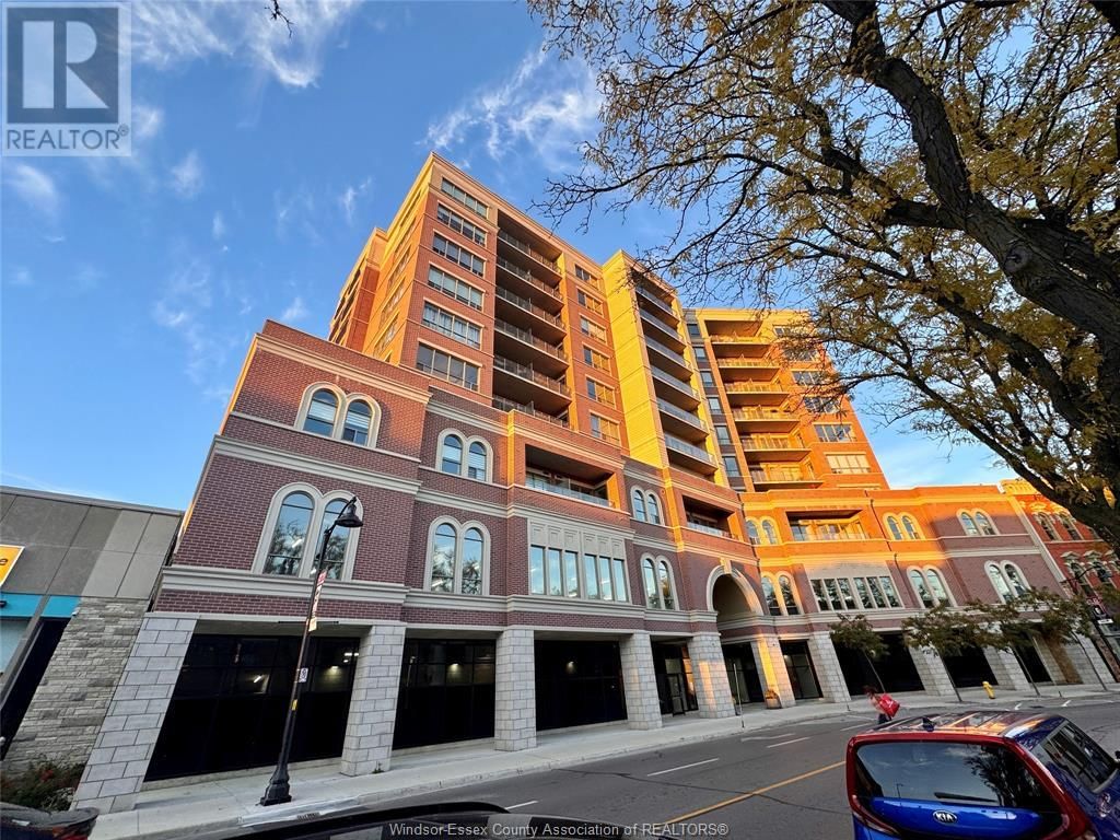 905 - 121 KING STREET Image 2