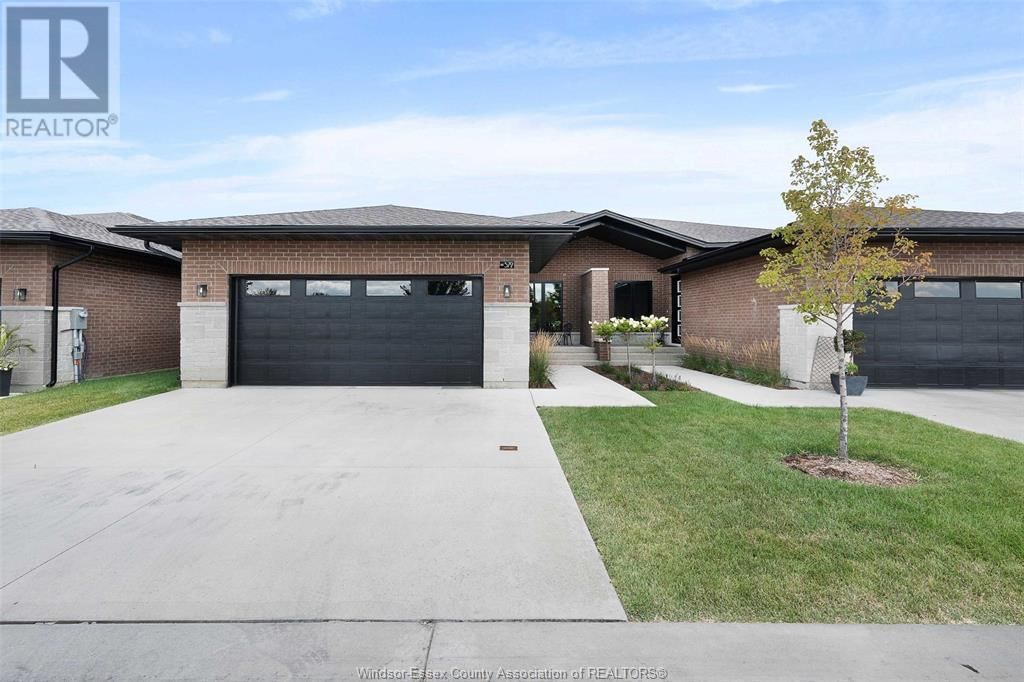 572 LILY MAC BOULEVARD Image 1