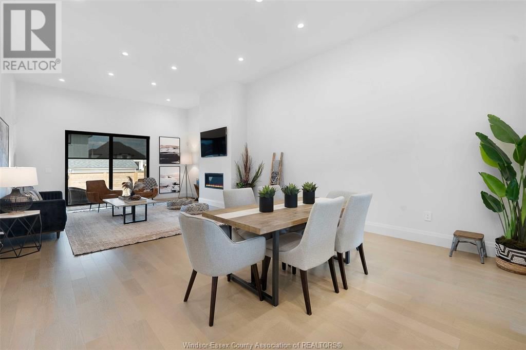 572 LILY MAC BOULEVARD Image 16