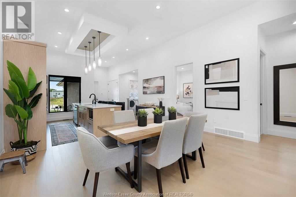 572 LILY MAC BOULEVARD Image 17