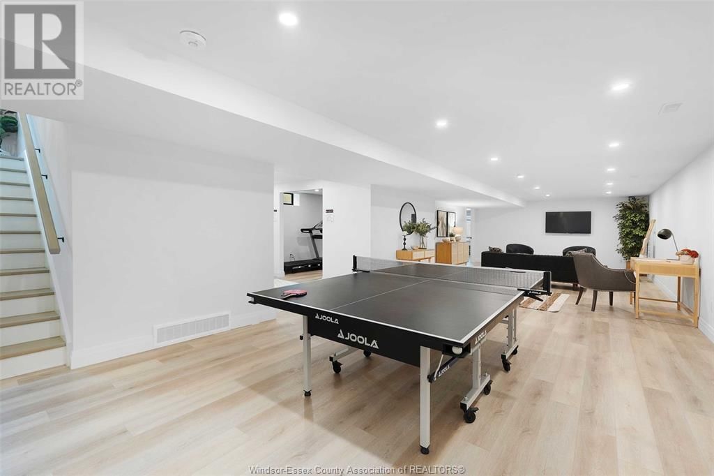 572 LILY MAC BOULEVARD Image 37