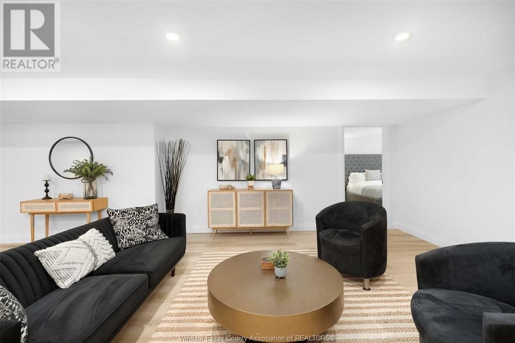 572 LILY MAC BOULEVARD Image 44