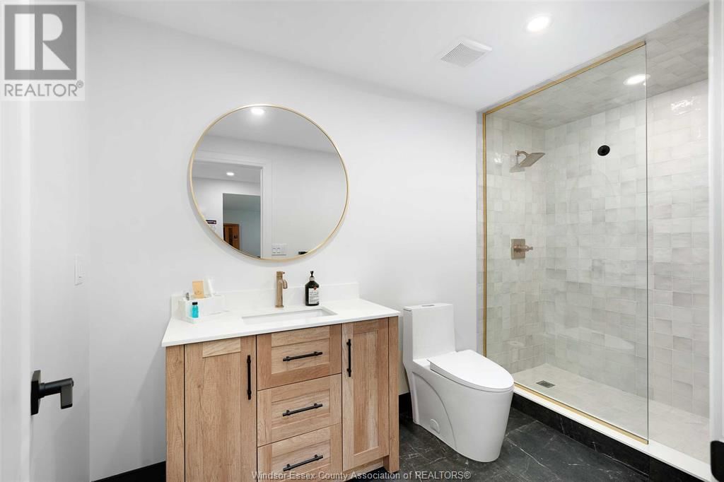 572 LILY MAC BOULEVARD Image 48