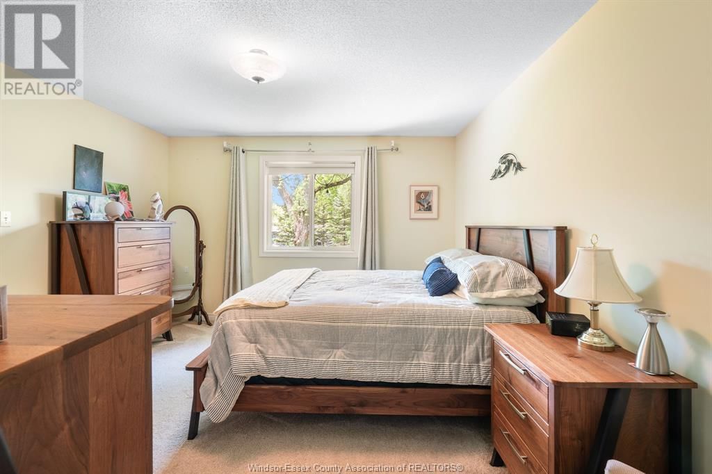 149 ONTARIO Image 24