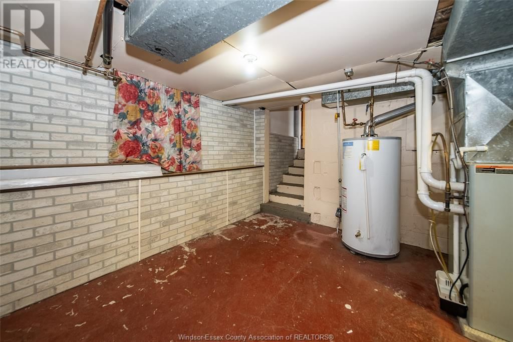 1768 DROUILLARD ROAD Image 34