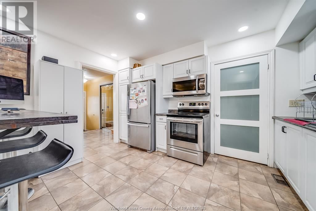 3990 MYRTLE AVENUE Image 19