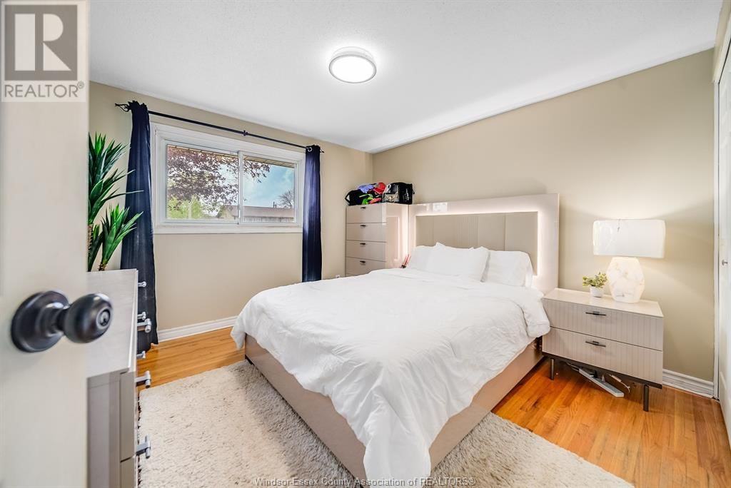 3990 MYRTLE AVENUE Image 23