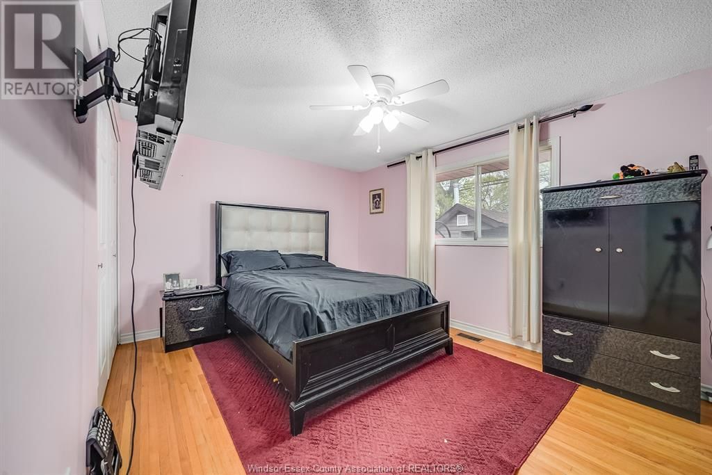 3990 MYRTLE AVENUE Image 26