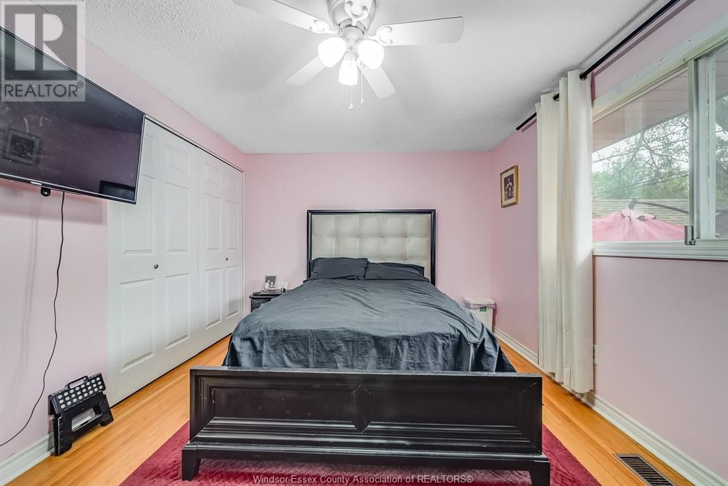 3990 MYRTLE AVENUE Image 27
