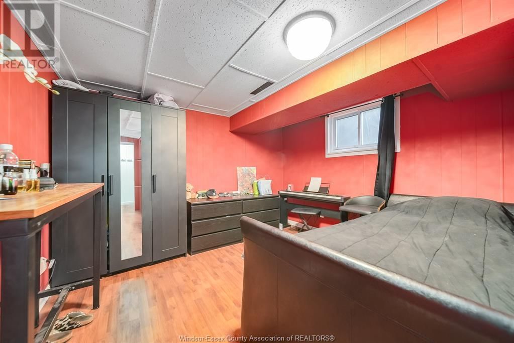 3990 MYRTLE AVENUE Image 36