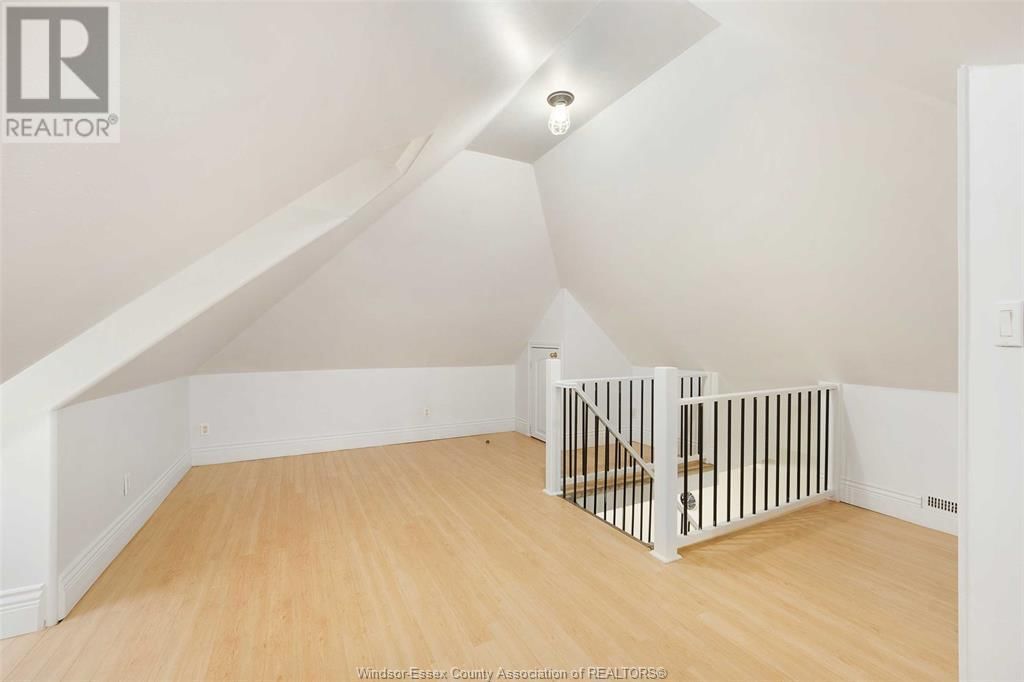 922 MAISONVILLE AVENUE Image 17