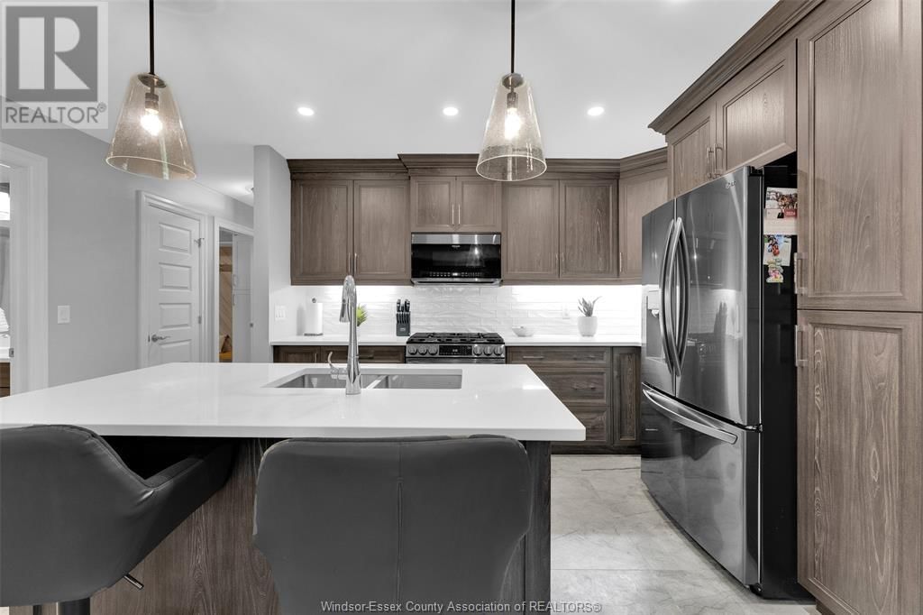 118 JONES STREET Image 10