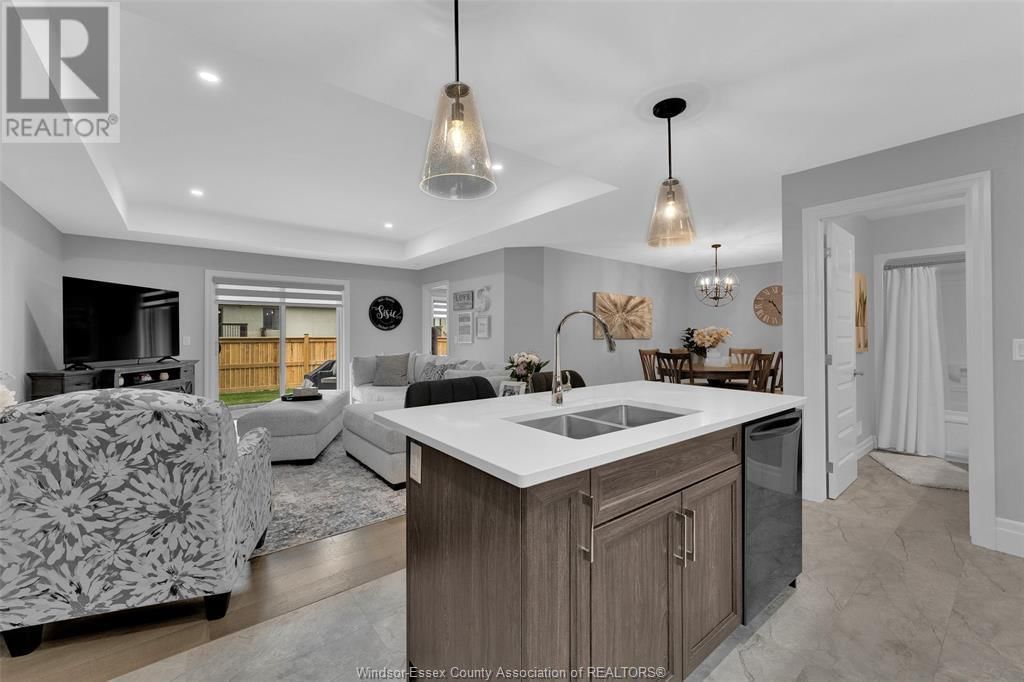 118 JONES STREET Image 11