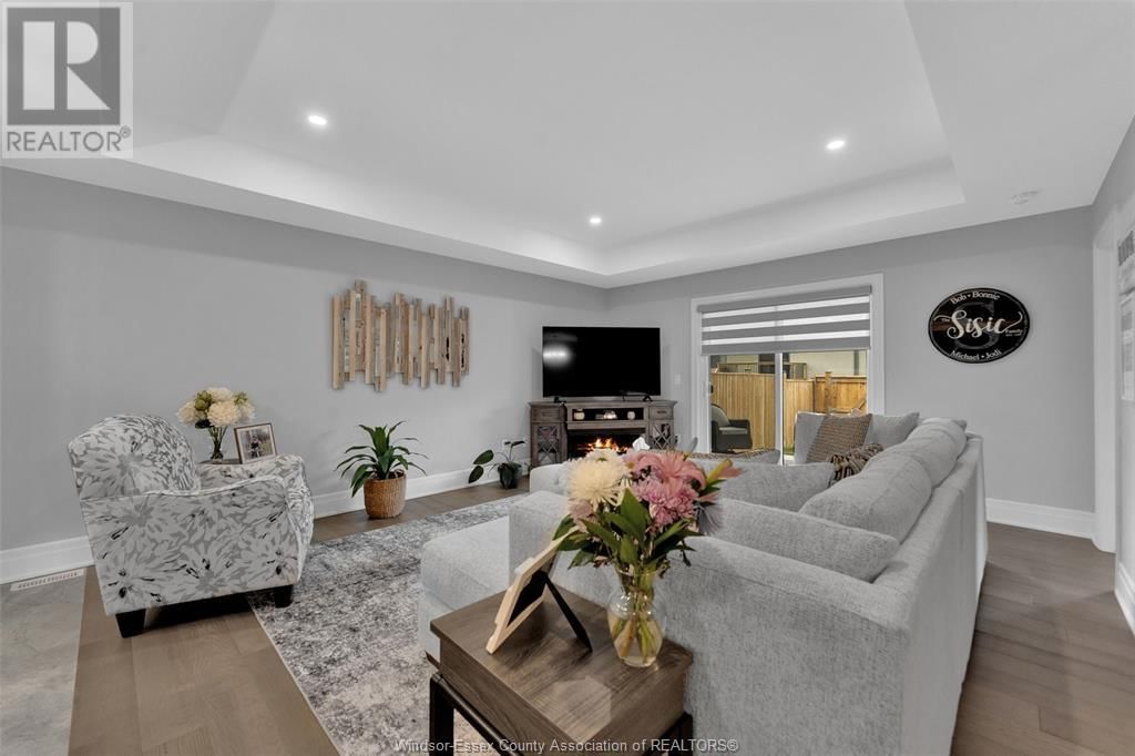 118 JONES STREET Image 12