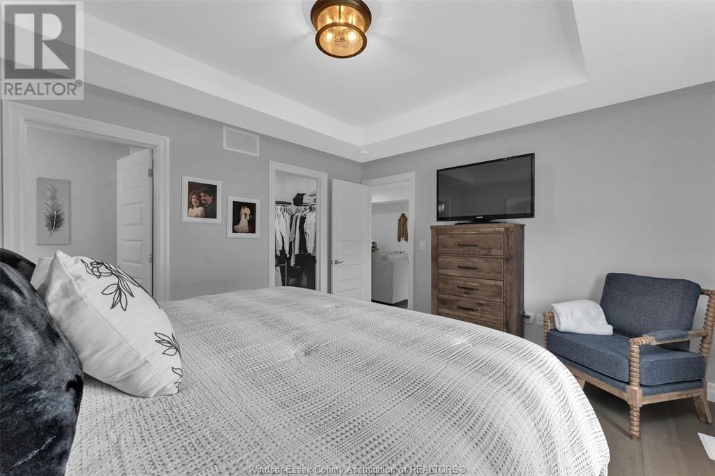 118 JONES STREET Image 18