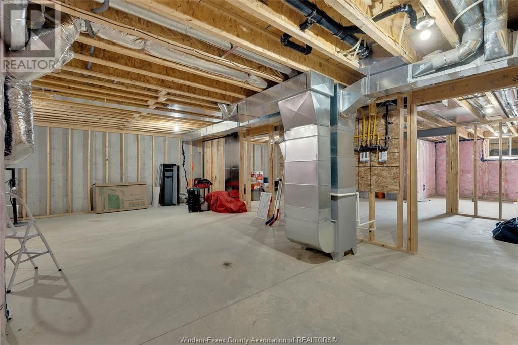 118 JONES STREET Image 25