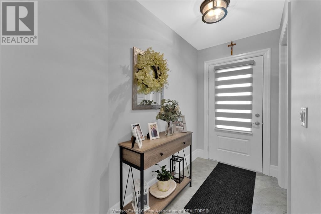 118 JONES STREET Image 4
