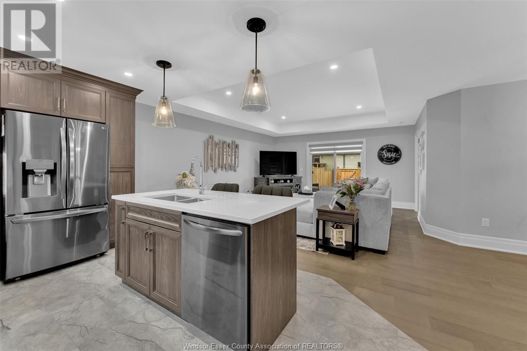 118 JONES STREET Image 9