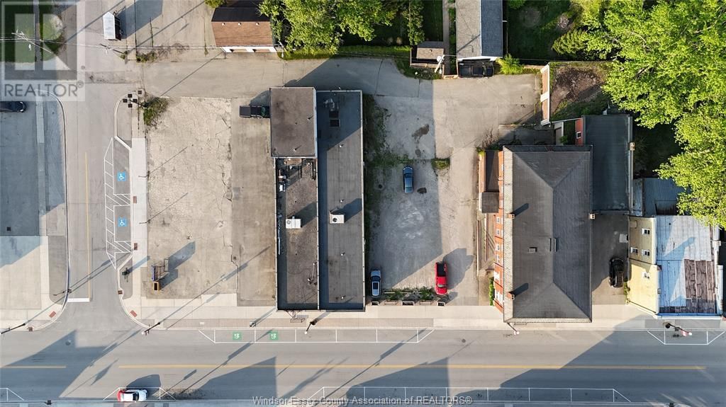 221 FURNIVAL ROAD Image 9
