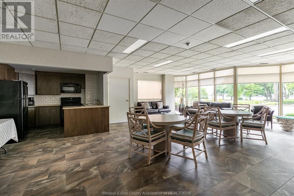 201 - 3601 RIVERSIDE DRIVE EAST Image 32