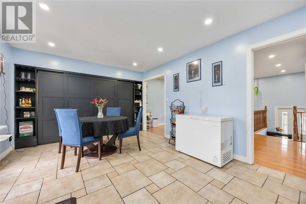 772 CARDIFF DRIVE Image 7