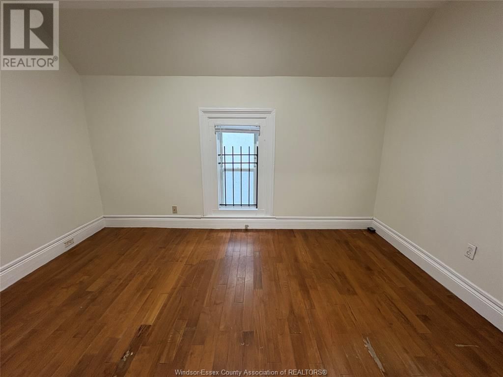 Suite A - 454 CRAWFORD AVENUE Image 10