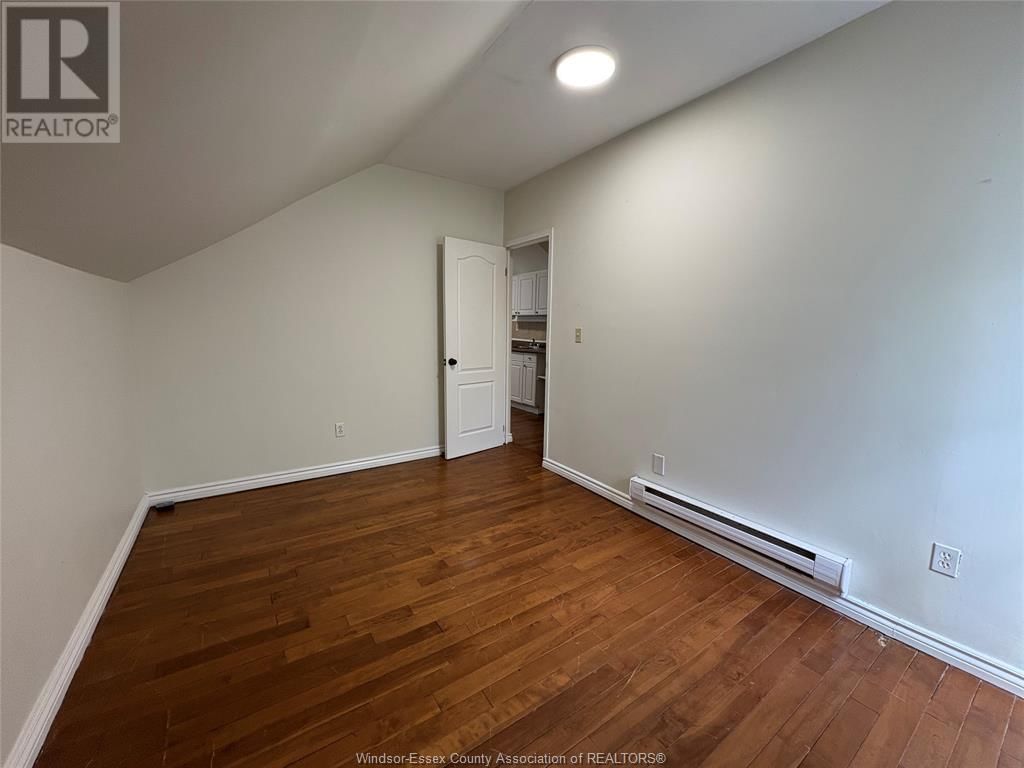Suite A - 454 CRAWFORD AVENUE Image 13