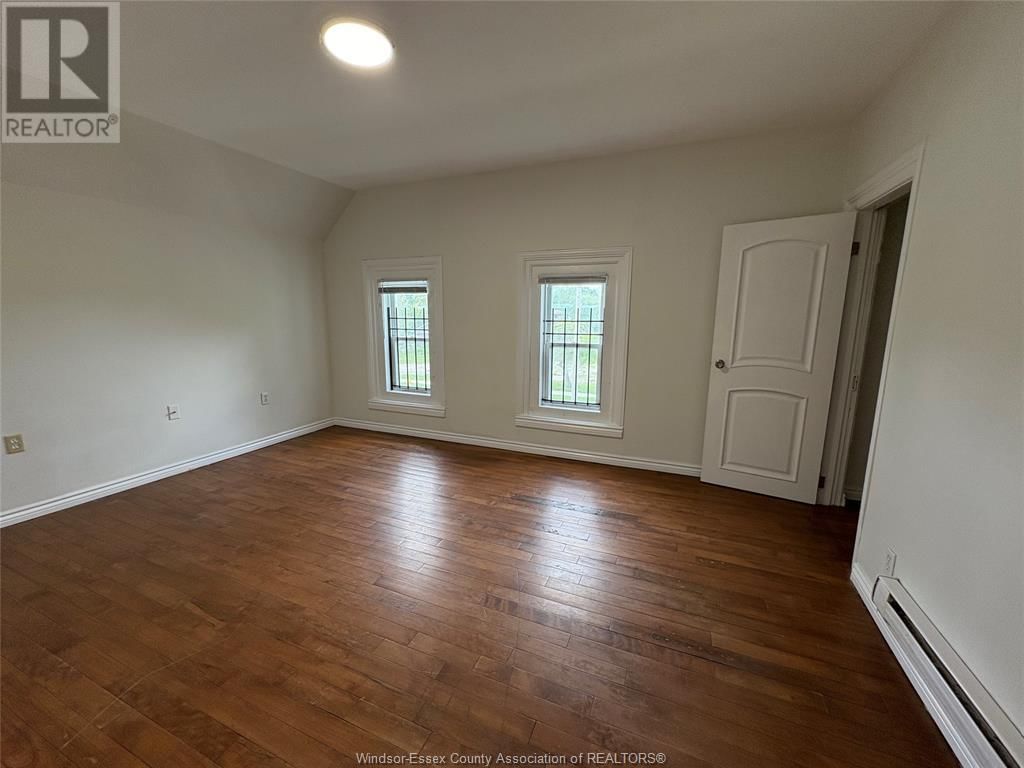 Suite A - 454 CRAWFORD AVENUE Image 5