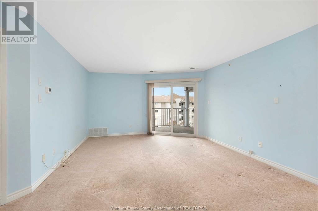 411 - 1547 GRAND MARAIS ROAD Image 12