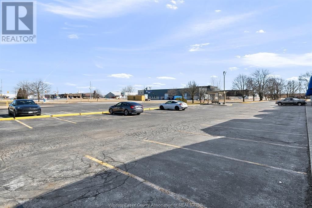 200 & 300 - 3215 JEFFERSON Image 12