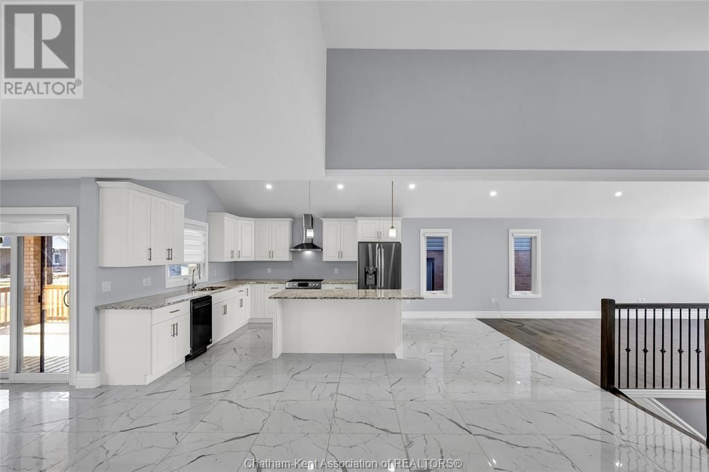 129 TUSCANY TRAIL Image 21
