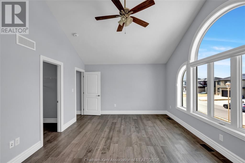 129 TUSCANY TRAIL Image 35