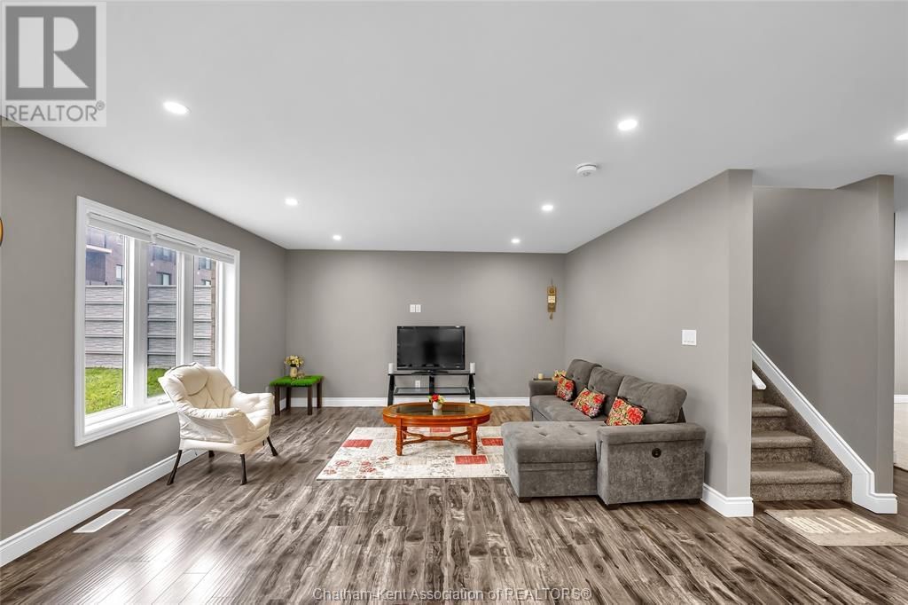 161 CHURCHILL PARK ROAD Image 18