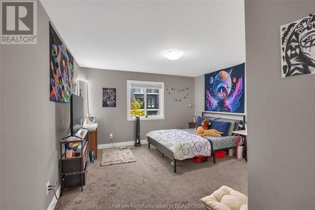 161 CHURCHILL PARK ROAD Image 34