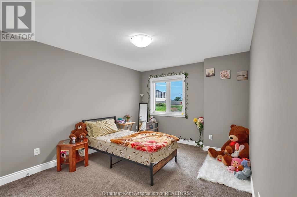 161 CHURCHILL PARK ROAD Image 38