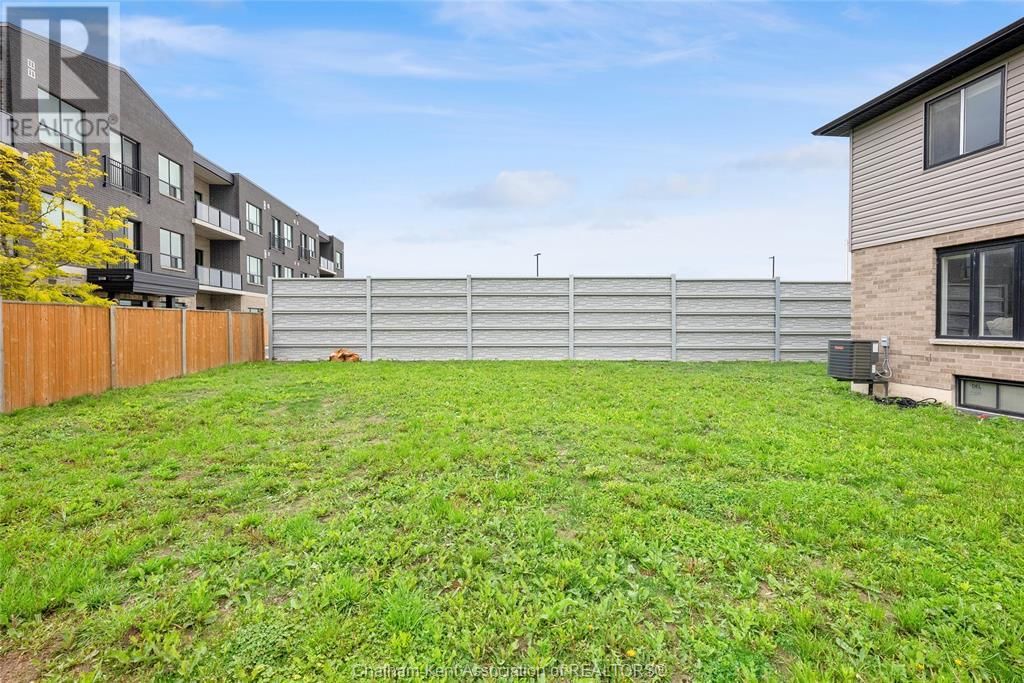 161 CHURCHILL PARK ROAD Image 8