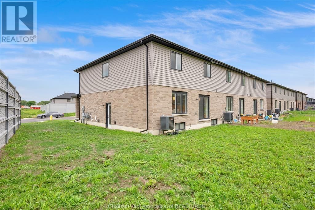 161 CHURCHILL PARK ROAD Image 9