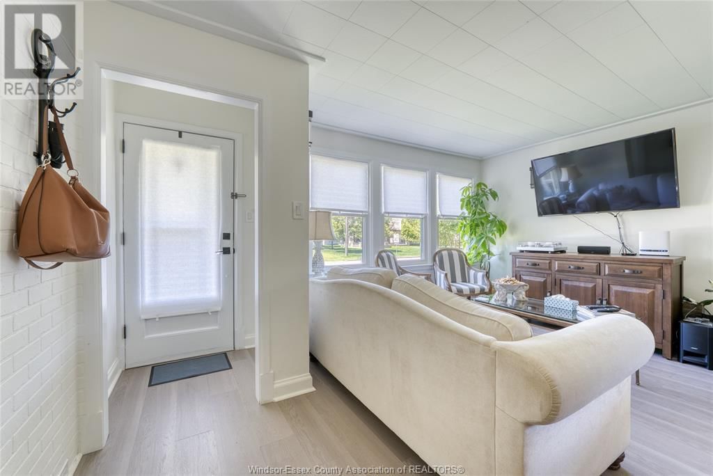 4062 ROSELAND DRIVE EAST Image 4