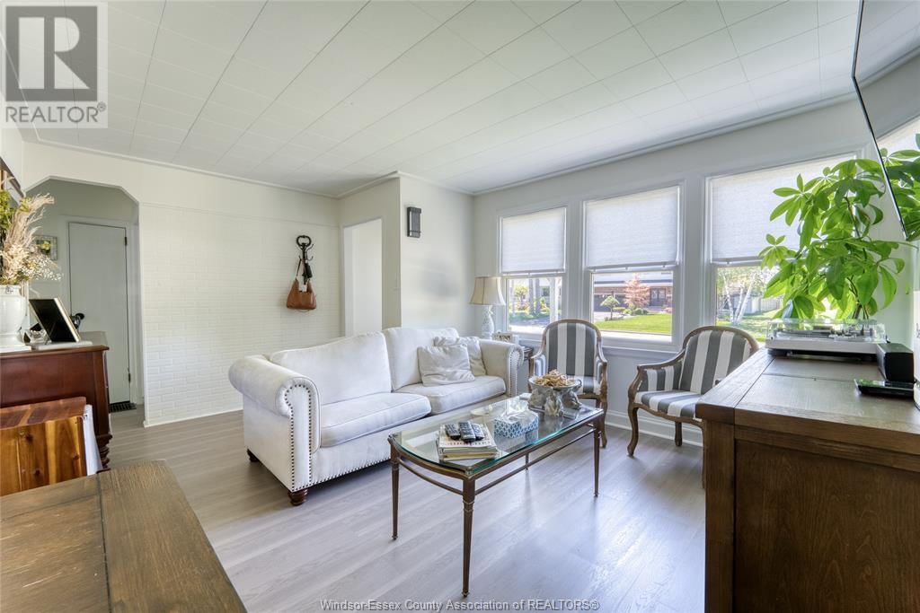 4062 ROSELAND DRIVE EAST Image 9