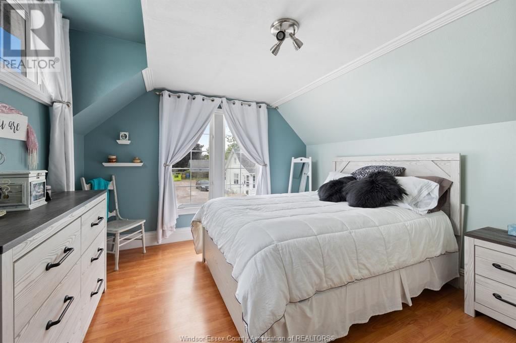141 MURRAY Image 12